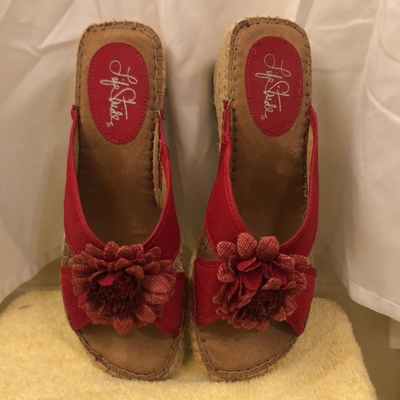 EUC Women’s Life Stride size 8 - Picture 3 of 6